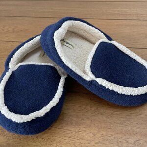 Dearfoams BOY SLIPPERS Memory Foam Blue Navy Kid Size 2-3 Christmas Slippers EUC